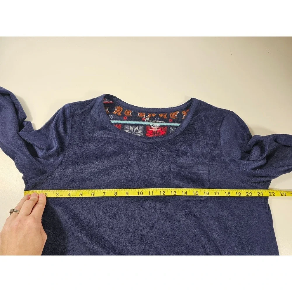 Croft & barrow size M LONG navy velour long sleeve top EUC SOFT ^